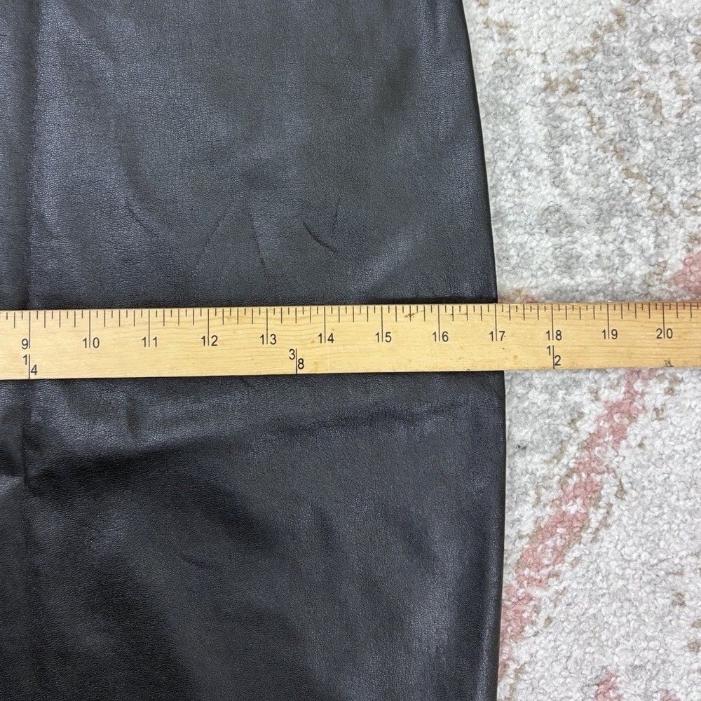 Black Faux Leather Bikercore  Pull On Pencil Skirt 2 Corporate Sleek Indie - Picture 5 of 7